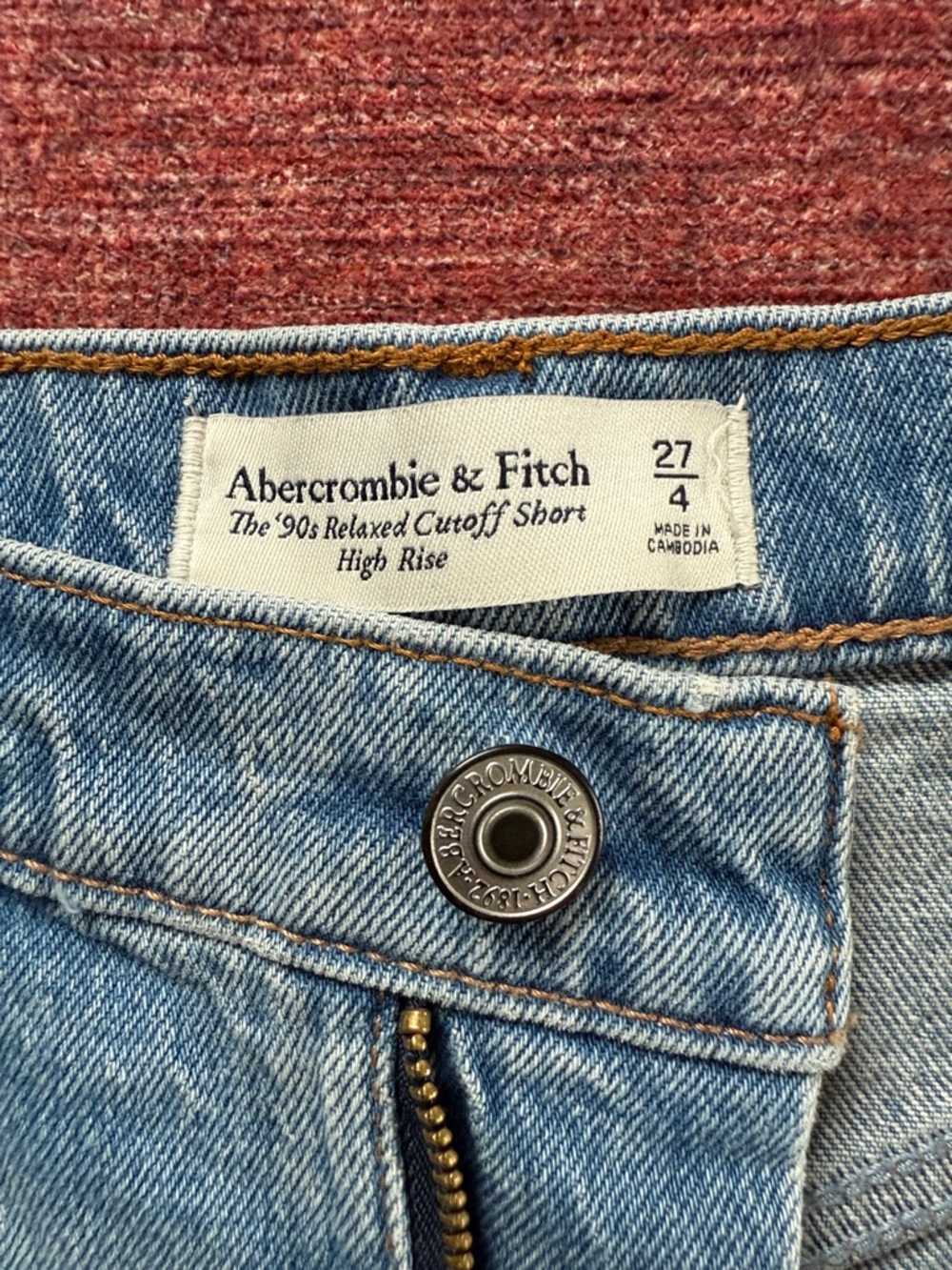 A & F The ‘90s Relaxed Cutoff Short Size 27 - Picture 2 of 8